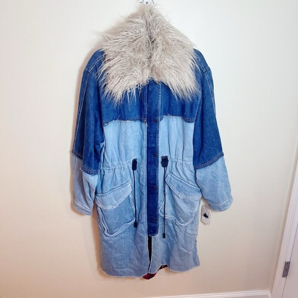 NWT Free People Days to Come Denim Parka Coat Faux Fur Collar Size M - Picture 4 of 14